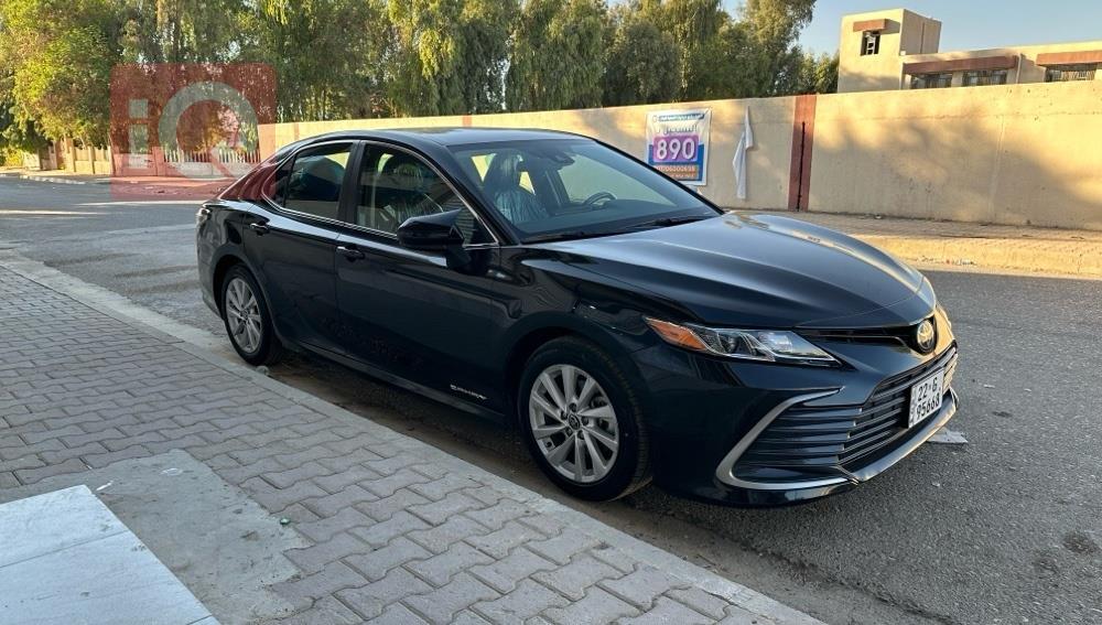 تۆیۆتا کامری